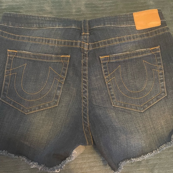 True Religion Jennie Denim Shorts - Picture 2 of 4